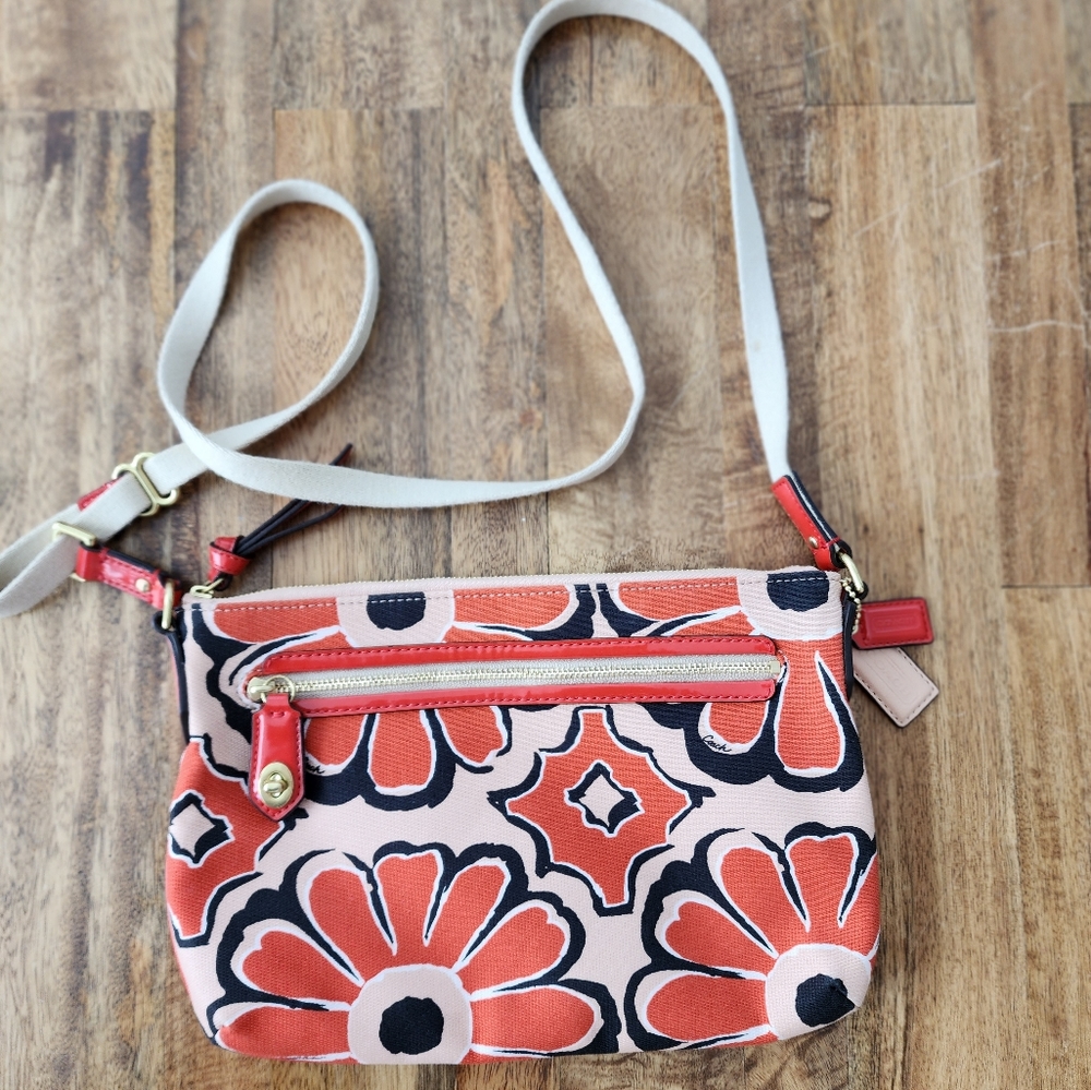Coach Poppy Floral Desert Sky Canvas/leather Crossbody Bag purse. - Picture 1 of 6